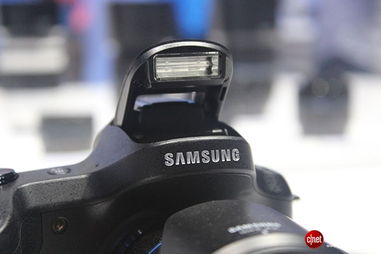 三星Galaxy NX 随拍随传，可换镜头的数码传输新体验