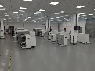 RFID芯片标签封测设备首台套iDB-S在赛尼诗集团顺利交付并投产